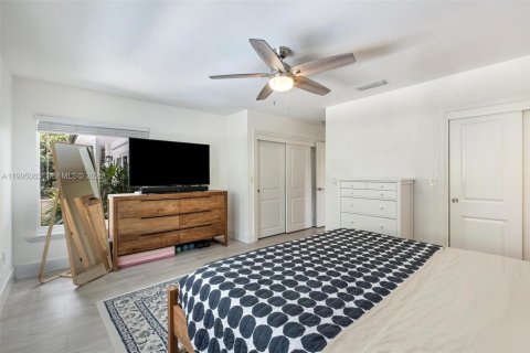 Villa ou maison à vendre à Coral Gables, Floride: 4 chambres, 167.97 m2 № 2062794 - photo 18