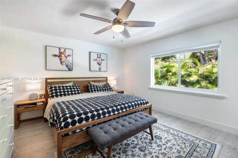 Villa ou maison à vendre à Coral Gables, Floride: 4 chambres, 167.97 m2 № 2062794 - photo 16