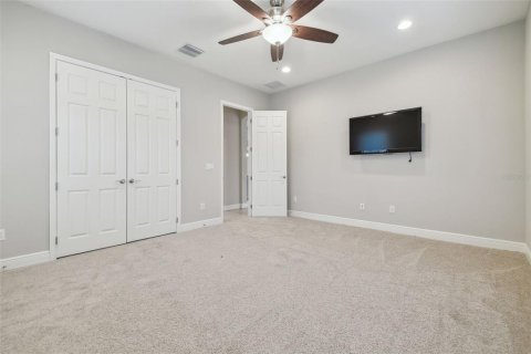 House in Riverview, Florida 6 bedrooms, 443.24 sq.m. № 1537561 - photo 30
