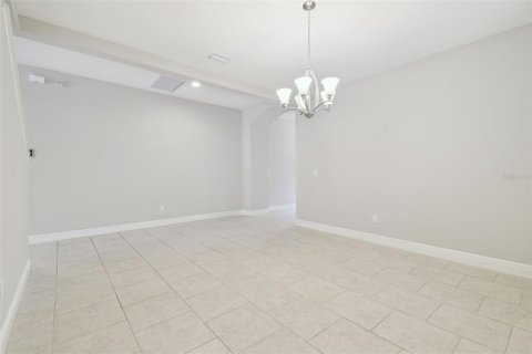 House in Riverview, Florida 6 bedrooms, 443.24 sq.m. № 1537561 - photo 11