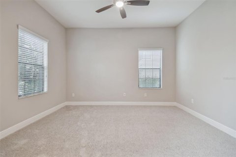 House in Riverview, Florida 6 bedrooms, 443.24 sq.m. № 1537561 - photo 7