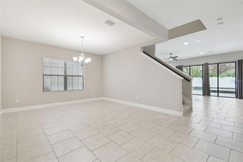 House in Riverview, Florida 6 bedrooms, 443.24 sq.m. № 1537561 - photo 9