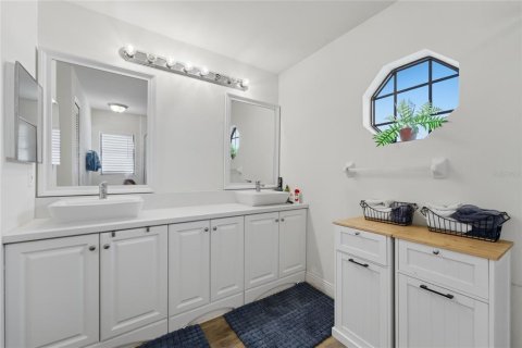 Villa ou maison à vendre à Deltona, Floride: 3 chambres, 158.96 m2 № 2430802 - photo 26