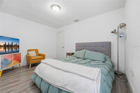 Villa ou maison à vendre à Deltona, Floride: 3 chambres, 158.96 m2 № 2430802 - photo 18