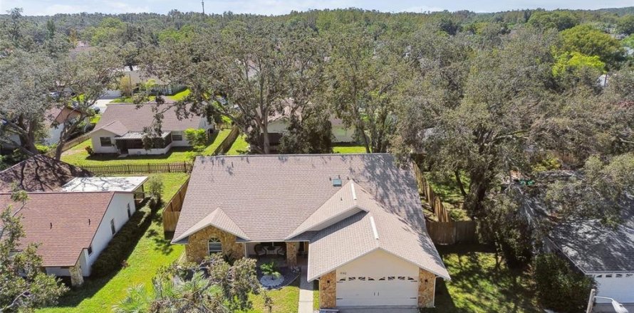House in New Port Richey, Florida 3 bedrooms, 182.55 sq.m. № 1812497