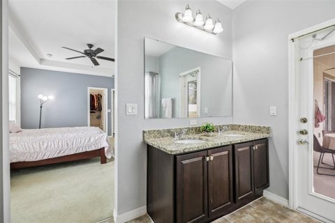 House in Haines City, Florida 4 bedrooms, 166.48 sq.m. № 2234474 - photo 9