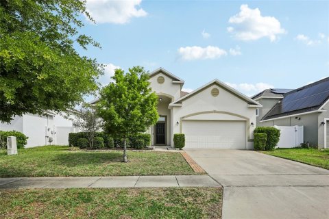 House in Haines City, Florida 4 bedrooms, 166.48 sq.m. № 2234474 - photo 21