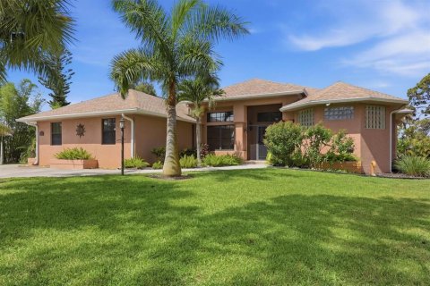 Villa ou maison à vendre à Englewood, Floride: 3 chambres, 236.16 m2 № 2207989 - photo 3