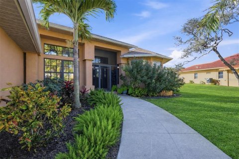Villa ou maison à vendre à Englewood, Floride: 3 chambres, 236.16 m2 № 2207989 - photo 18