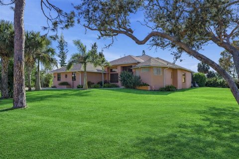 Villa ou maison à vendre à Englewood, Floride: 3 chambres, 236.16 m2 № 2207989 - photo 17