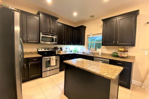 Villa ou maison à louer à Tampa, Floride: 3 chambres, 196.86 m2 № 2399029 - photo 7