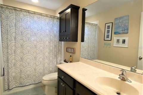 Villa ou maison à louer à Tampa, Floride: 3 chambres, 196.86 m2 № 2399029 - photo 16