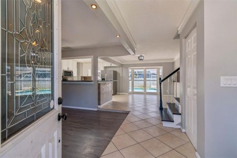 Casa en venta en Tampa, Florida, 4 dormitorios, 181.9 m2 № 2201807 - foto 7