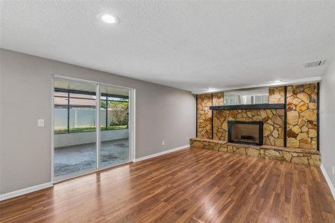 Casa en venta en Tampa, Florida, 4 dormitorios, 181.9 m2 № 2201807 - foto 29