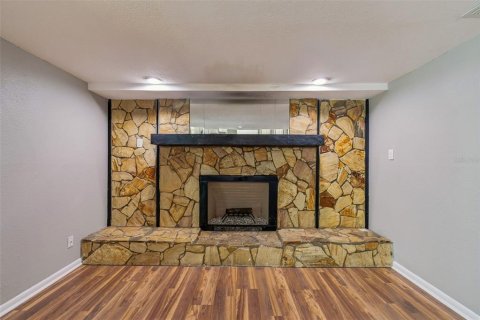 Casa en venta en Tampa, Florida, 4 dormitorios, 181.9 m2 № 2201807 - foto 30