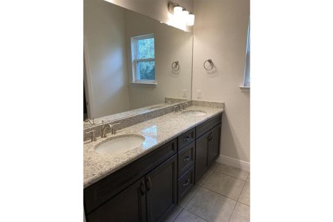 Villa ou maison à vendre à North Port, Floride: 4 chambres, 172.71 m2 № 2233049 - photo 11