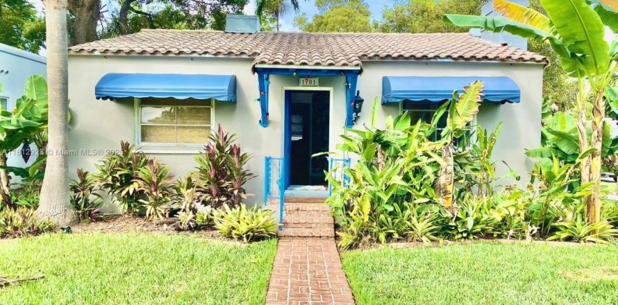 Villa ou maison à Hollywood, Floride 2 chambres, 138.8 m2 № 1758674