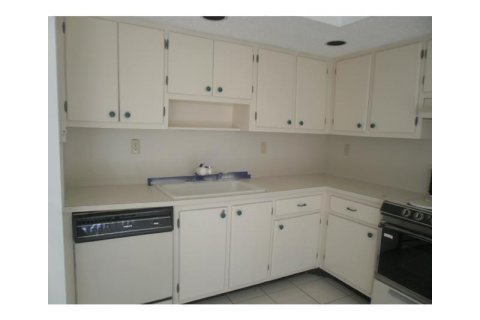 Copropriété à louer à Miami, Floride: 3 chambres, 96.62 m2 № 2153953 - photo 18
