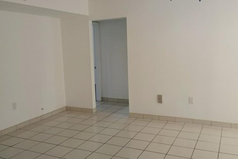 Copropriété à louer à Miami, Floride: 3 chambres, 96.62 m2 № 2153953 - photo 28