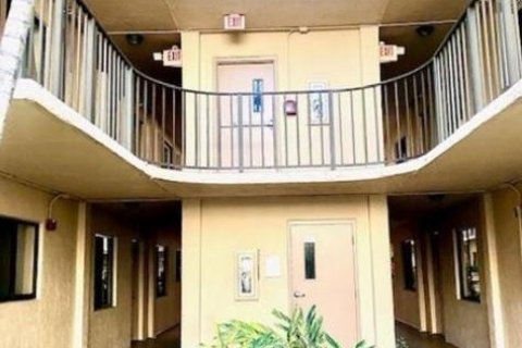 Copropriété à louer à Miami, Floride: 3 chambres, 96.62 m2 № 2153953 - photo 14