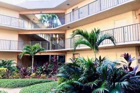 Copropriété à louer à Miami, Floride: 3 chambres, 96.62 m2 № 2153953 - photo 12