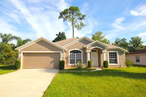Casa en alquiler en Palm Coast, Florida, 3 dormitorios, 196.21 m2 № 1906784 - foto 1