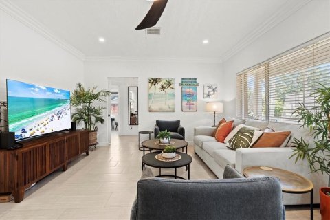 Casa en alquiler en Sarasota, Florida, 4 dormitorios, 227.15 m2 № 1115542 - foto 10