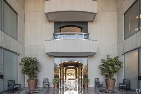 Commercial property in Orlando, Florida 210.42 sq.m. № 1613068 - photo 13