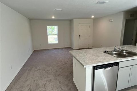 House in Hastings, Florida 3 bedrooms, 115.48 sq.m. № 1557221 - photo 3