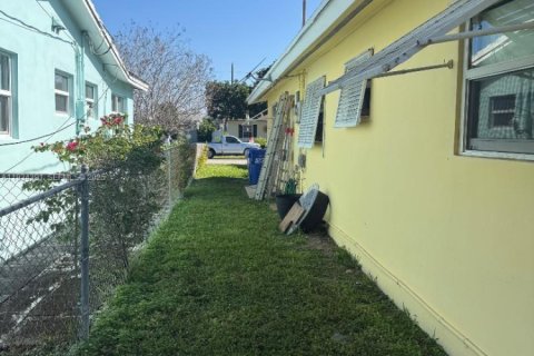 Casa en venta en Pompano Beach, Florida, 3 dormitorios, 115.85 m2 № 1992698 - foto 6