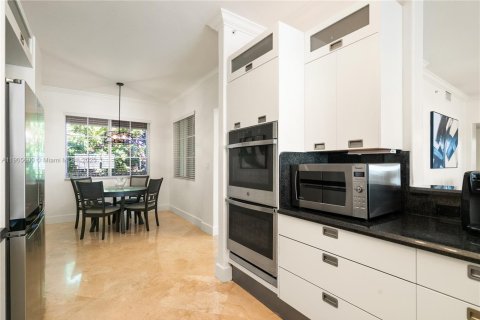 Condominio en venta en Key Largo, Florida, 4 dormitorios, 244.8 m2 № 2012208 - foto 14