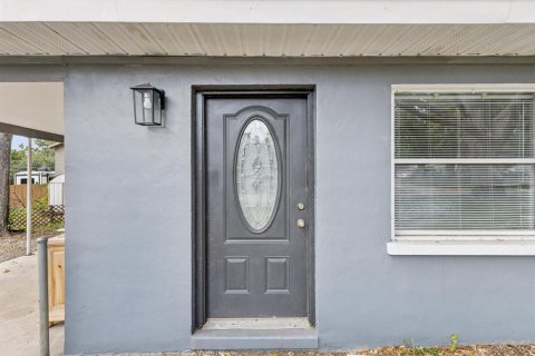 House in Largo, Florida 4 bedrooms, 103.4 sq.m. № 1780960 - photo 2