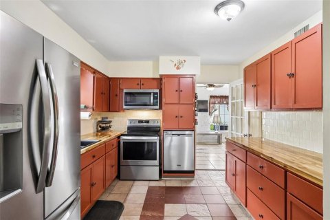 Casa en venta en Umatilla, Florida, 2 dormitorios, 117.89 m2 № 2386470 - foto 13