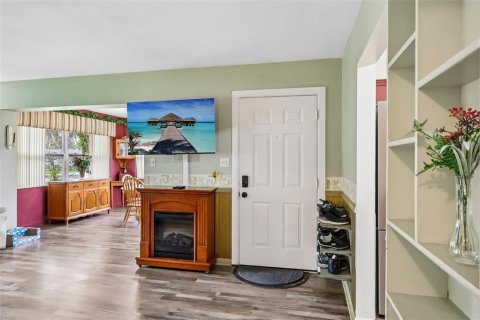Casa en venta en Umatilla, Florida, 2 dormitorios, 117.89 m2 № 2386470 - foto 9