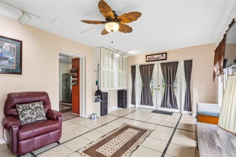 Casa en venta en Umatilla, Florida, 2 dormitorios, 117.89 m2 № 2386470 - foto 18