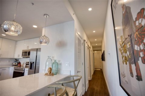 Copropriété à vendre à Sarasota, Floride: 1 chambre, 79.71 m2 № 2408109 - photo 13