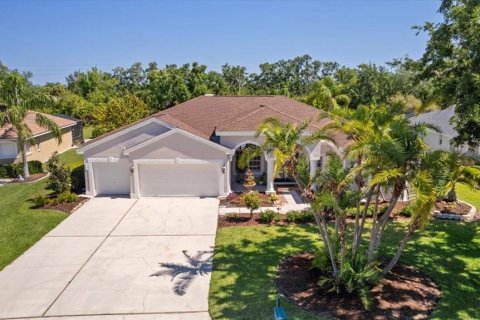 House in Parrish, Florida 4 bedrooms, 246.84 sq.m. № 1644145 - photo 2