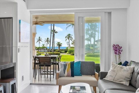 Condominio en alquiler en Miami Beach, Florida, 2 dormitorios, 62.24 m2 № 2021269 - foto 3