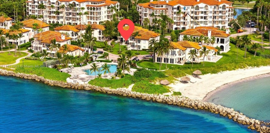 Condominio en Miami Beach, Florida, 2 dormitorios № 2021269