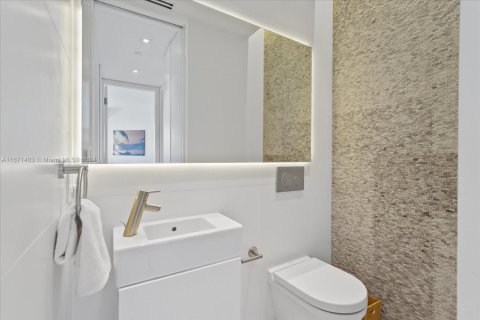 Condominio en alquiler en Miami Beach, Florida, 2 dormitorios, 62.24 m2 № 2021269 - foto 22