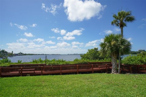 Copropriété à louer à Sarasota, Floride: 2 chambres, 94.39 m2 № 957297 - photo 22