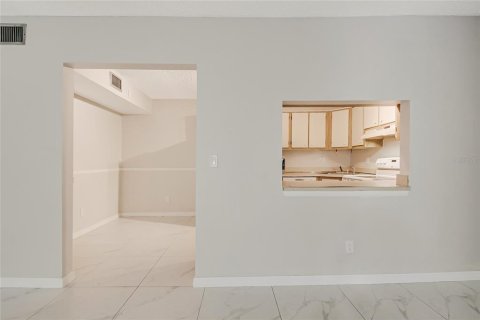 Condominio en venta en Orlando, Florida, 2 dormitorios, 103.31 m2 № 2157058 - foto 11
