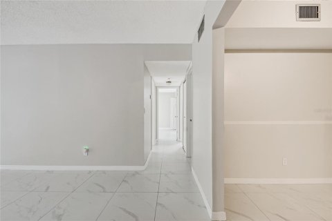 Condominio en venta en Orlando, Florida, 2 dormitorios, 103.31 m2 № 2157058 - foto 22