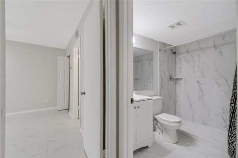 Condominio en venta en Orlando, Florida, 2 dormitorios, 103.31 m2 № 2157058 - foto 29