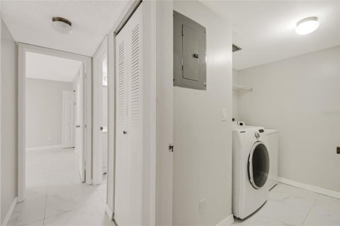 Condominio en venta en Orlando, Florida, 2 dormitorios, 103.31 m2 № 2157058 - foto 23