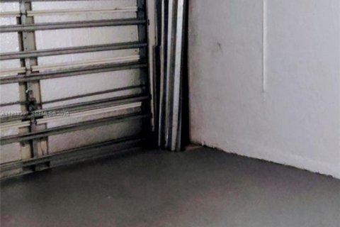 Купить виллу или дом в Локсахатчи-Гроувс, Флорида 3 спальни, 115.85м2, № 1998208 - фото 26