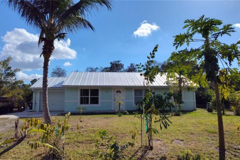 Дом в Локсахатчи-Гроувс, Флорида 3 спальни, 115.85м2 № 1998208