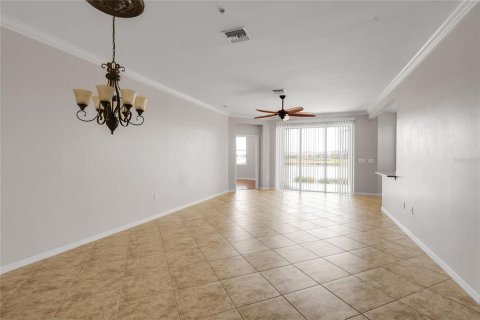 Townhouse in Alva, Florida 2 bedrooms, 165.74 sq.m. № 1904403 - photo 5