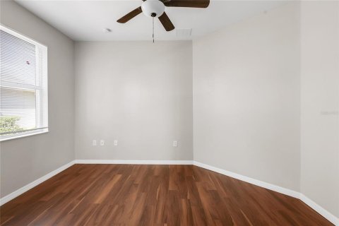 Townhouse in Alva, Florida 2 bedrooms, 165.74 sq.m. № 1904403 - photo 17