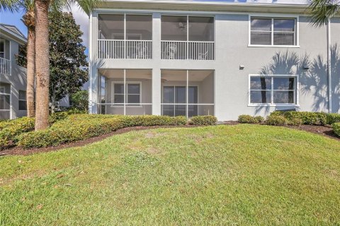 Townhouse in Alva, Florida 2 bedrooms, 165.74 sq.m. № 1904403 - photo 22